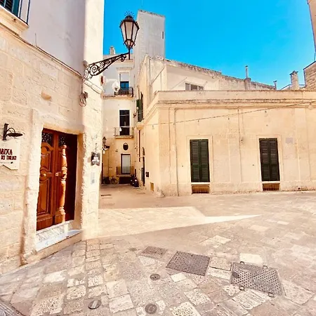 Casa Nathalie - Au Coeur Du Baroque Apartment *